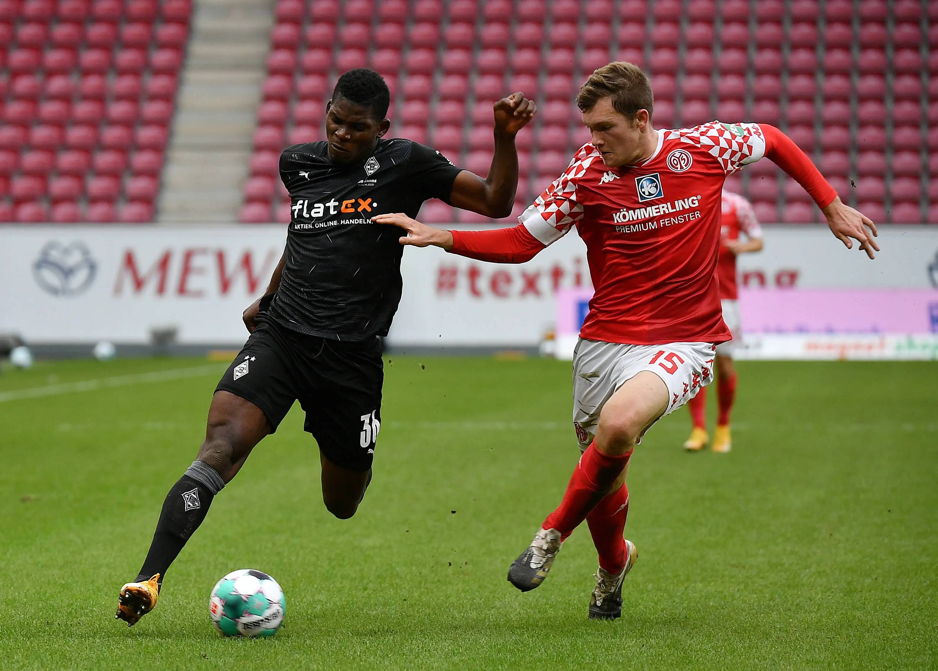 转折点孟菲斯灰熊豪取连胜,德甲集结日攻防权衡,球迷炸锅,临场指挥获称赞 转折点孟菲斯灰熊豪取连胜,德甲集结日攻防权衡,球迷炸锅,临场指挥获称赞