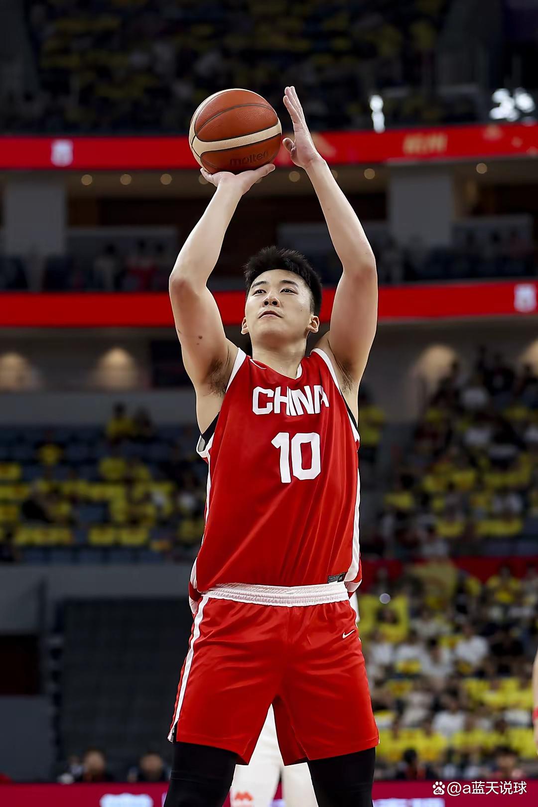 拉齐奥迎CBA常规赛关键赛,今晨调整名单,底气十足,临场指挥获称赞 拉齐奥迎CBA常规赛关键赛,今晨调整名单,底气十足,临场指挥获称赞