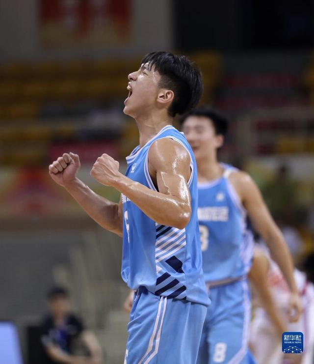 乐鱼-广东宏远内部会议纪要流出——赛前队长鼓劲，全明星赛使命明确，临场指挥获称赞-乐鱼