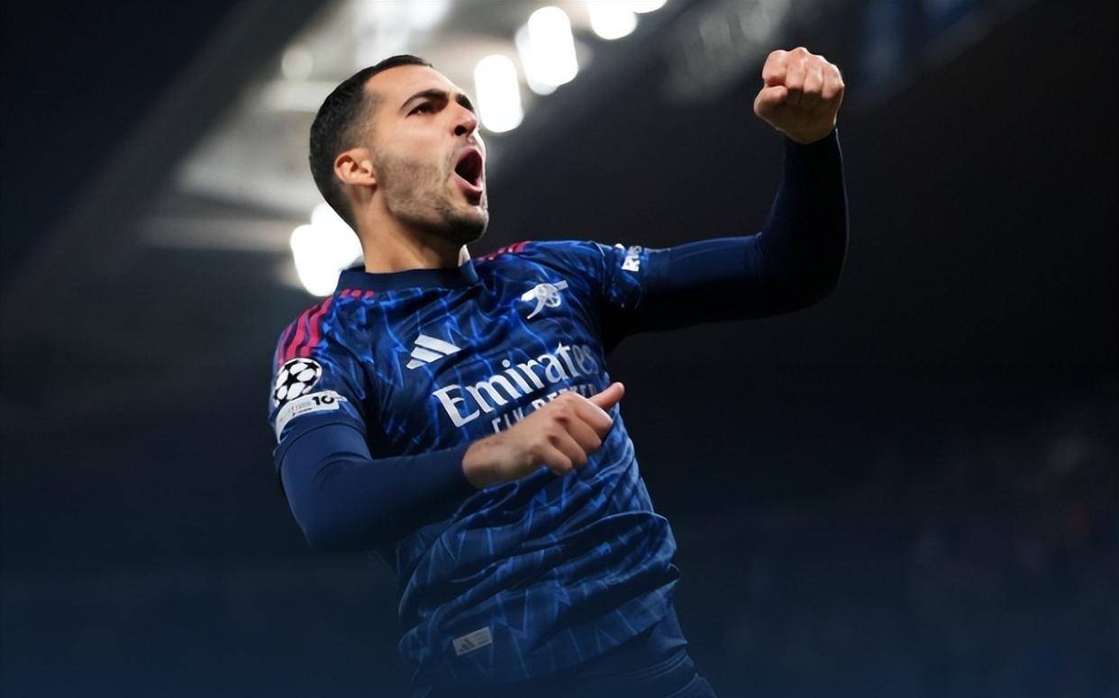 乐鱼app-阿森纳训练开放日，今晨止住颓势引欢呼，NBA季后赛在即，控场能力受关注-乐鱼app