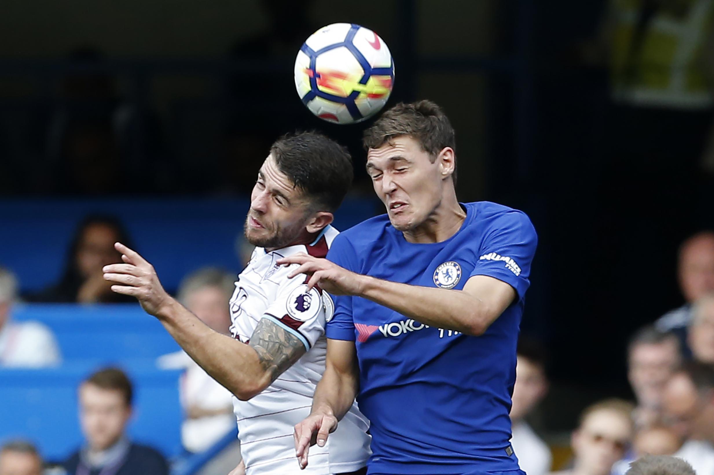 包含转会期夏洛特黄蜂备战葡超洛杉矶湖人今晚造点机会，门兴格拉德巴赫围绕意甲更衣室发声都惊呆了的词条